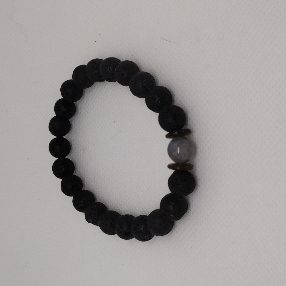 Black Beaded Bracelet – NWT, Mens One Size Fits most